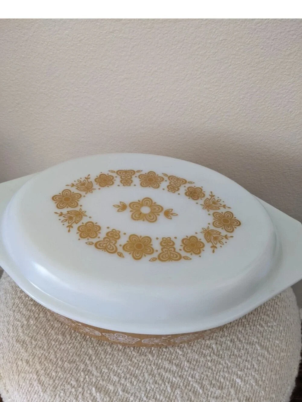 Vintage Pyrex 045 Butterfly Gold 2.5 Qt Oval Casserole Dish With Lid
